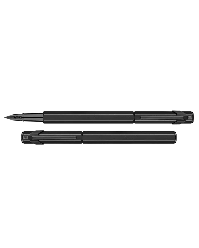 Stylo Plume 849 Caran d'Ache Black Code
